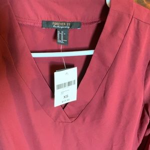 Maroon blouse. Forever 21 XS NWT